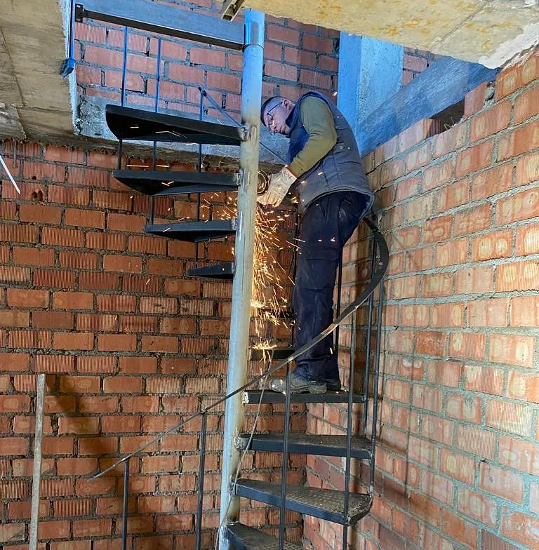 escaleras de metal